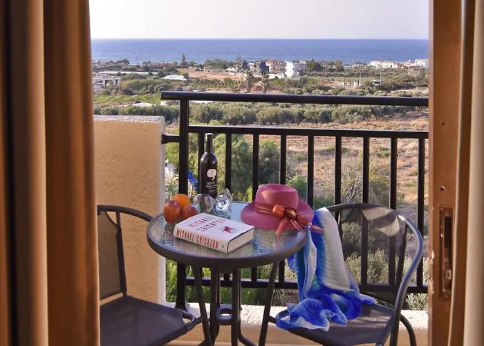 Hotel Ocean Heights View 4*