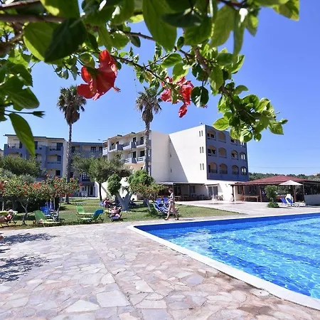 Hotel Ocean Heights View 4*