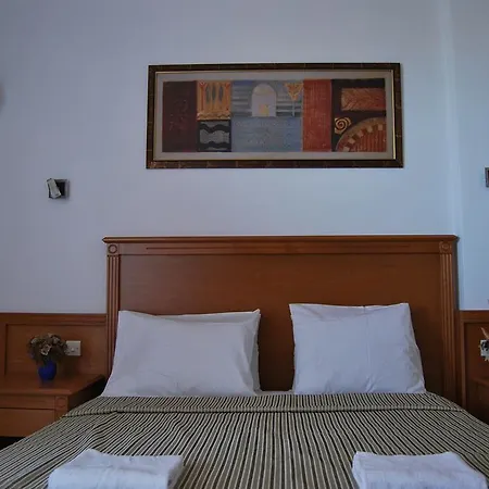 Hotel Ocean Heights View 4*