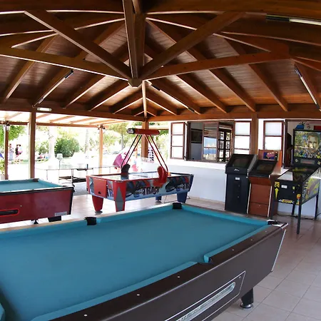 Hotel Ocean Heights View 4*