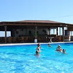 Hotel Ocean Heights View 4*