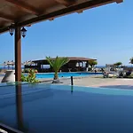 Hotel Ocean Heights View 4*