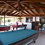 Hotel Ocean Heights View 4*