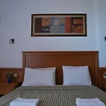 Hotel Ocean Heights View 4*